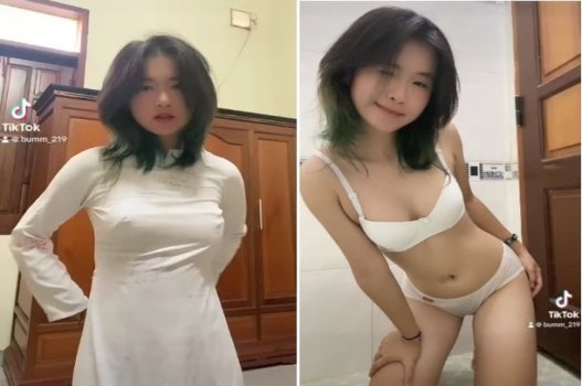 Nữ sinh hư hỏng với cơ thể quyến rũ đầy mê hoặc